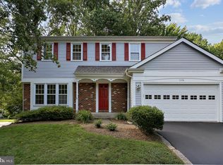 7206 Beachway Ct, Springfield, VA 22153