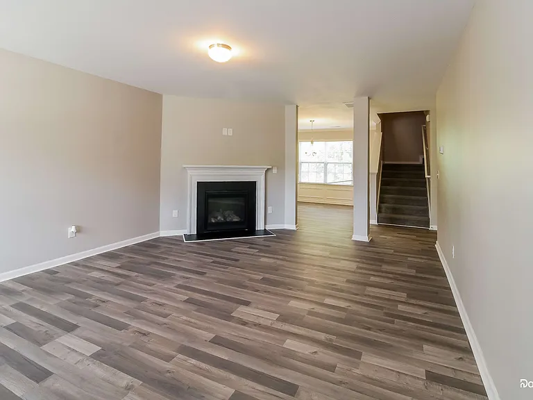 4516 Jersey St — Photo 5