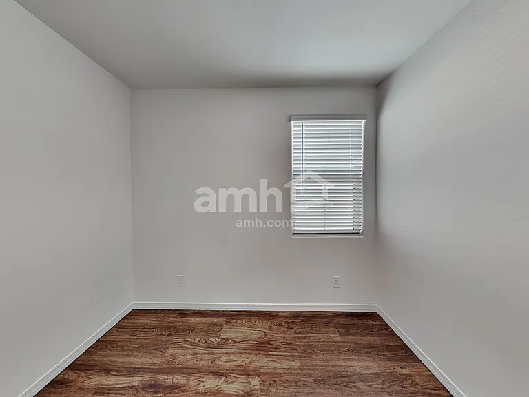 15074 W Sherman St — Photo 15