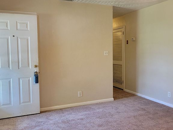 2nd image of 1300 Jackie Dr