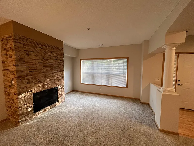 111310 Village Rd — Photo 11