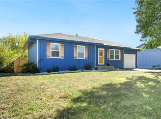 2001 Stacy Rd, Harrisonville, MO 64701
