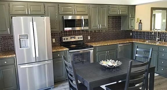 2nd image of 112 Lachite Dr Unit 6