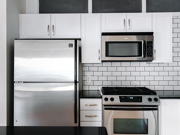 4th image of 4750 53rd St E #103