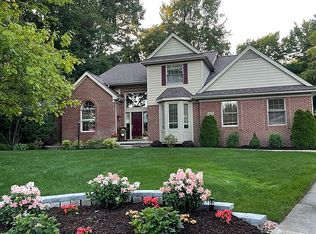 6525 Southampton Dr, Clarkston, MI