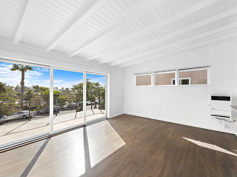 186 Cliff Dr — Photo 5