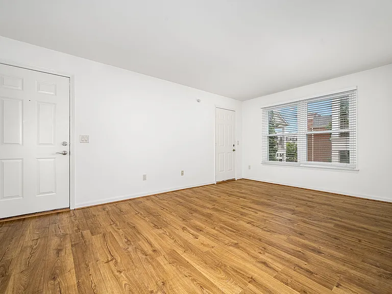 2122 Acklen Ave #5 — Photo 7