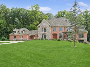 201 Bateman Rd, Barrington, IL 60010