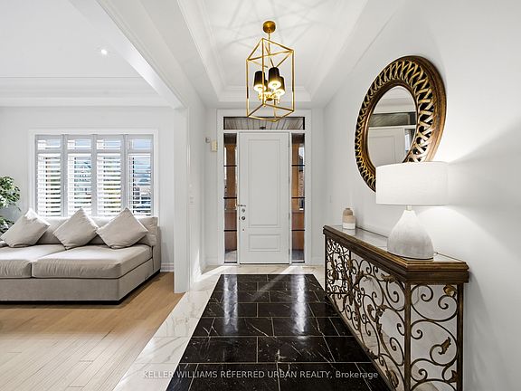4th image of 30 Mumberson St