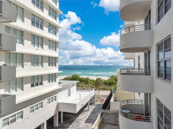 5555 Collins Ave, Miami Beach, FL