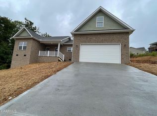 417 Brookstone Ridge Dr, Clinton, TN 37716