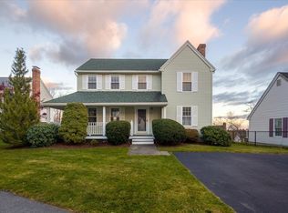 36 Fox Meadow Dr, Worcester, MA 01602