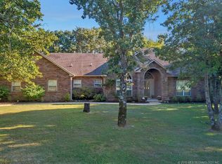 10040 Black Jack Rd, Catoosa, OK 74015