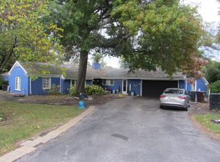 23 Graymoor Ln, Olympia Fields, IL 60461