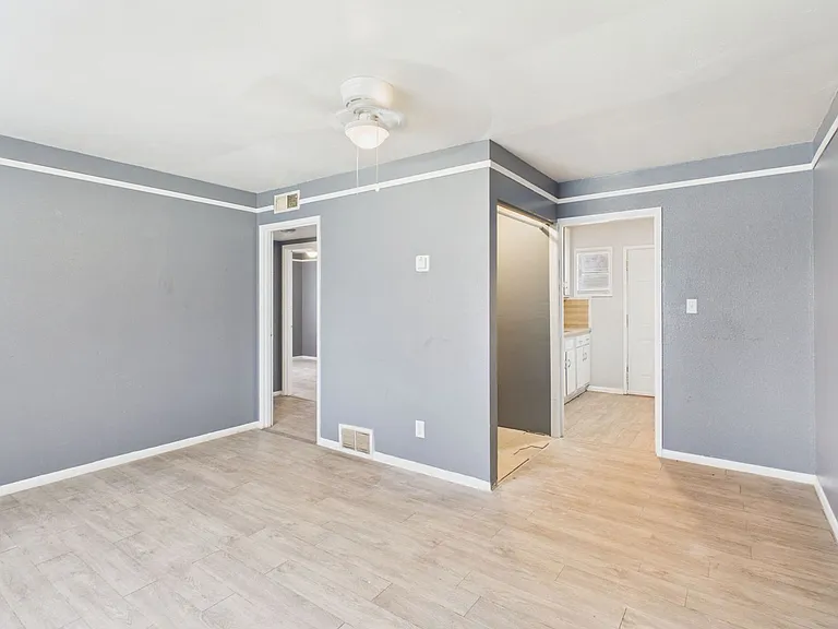 2711 Duncan Dr #A — Photo 11