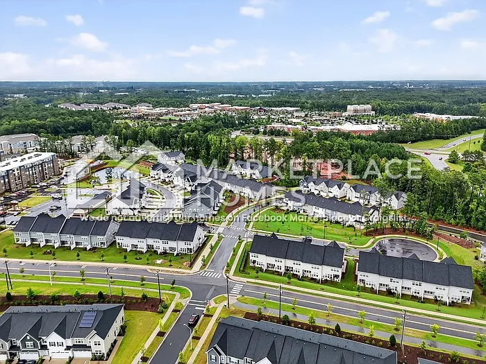1209 Alston Ridge Ct — Photo 33