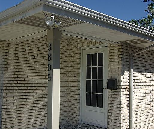 3rd image of 3805 Lake Villa Dr