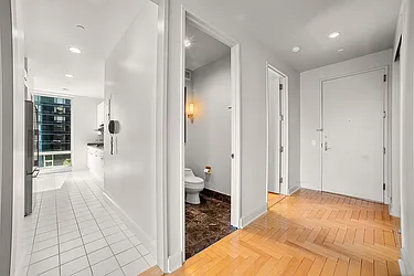 Rented by Sumitomo Real Estate Sales