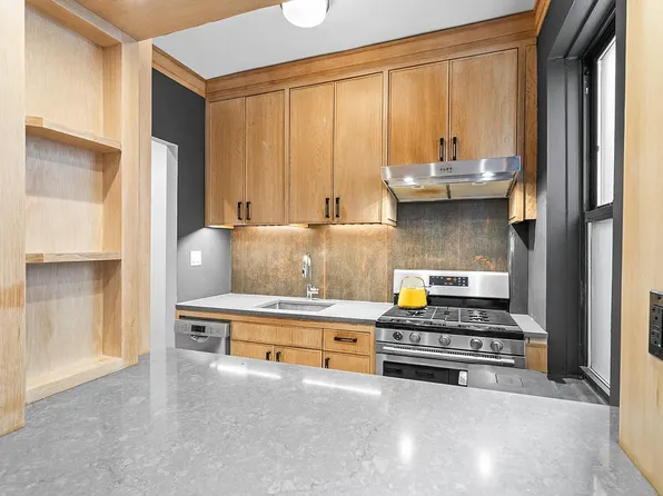 95 Park Terrace East image 6 of 19