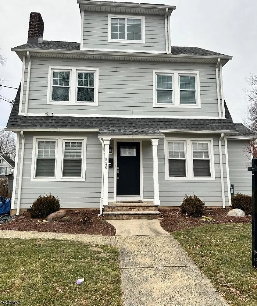 3 bed, 2.0 bath, $3,500 — Photo 1