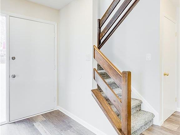 2nd image of 7559 Creekwood Dr #20D