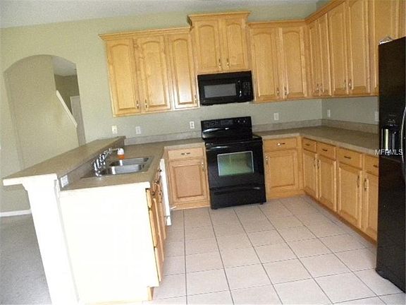 5th image of 9706 Heron Pointe Dr
