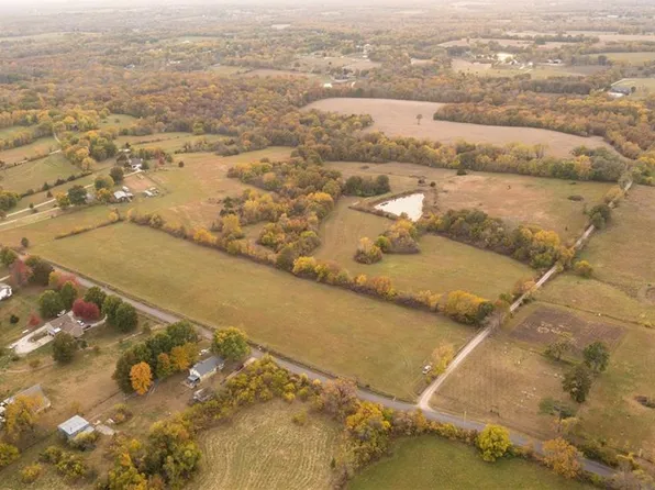 13910 S Sam Moore Rd, Lone Jack, MO 64070