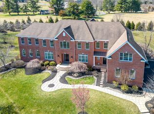 11 Holme Ct, Newtown, PA 18940
