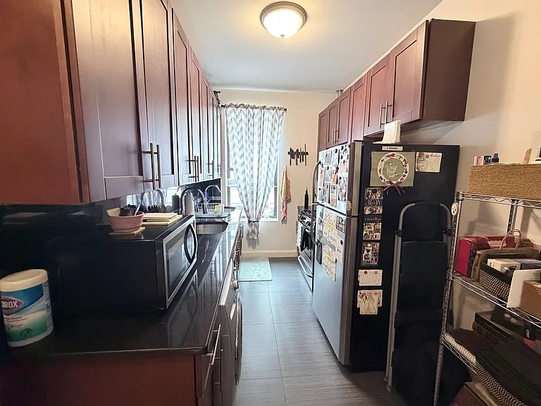 1460 Carroll St #3D — Photo 4