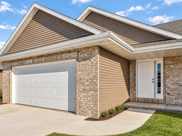 837 Killarny Trl, De Pere, WI 54115