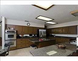 4th image of 2400 Bay Ave