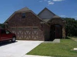 1433 Lauren Ln, Granbury, TX 76048