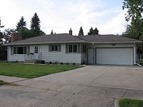 1st image of 912 21st Ave S