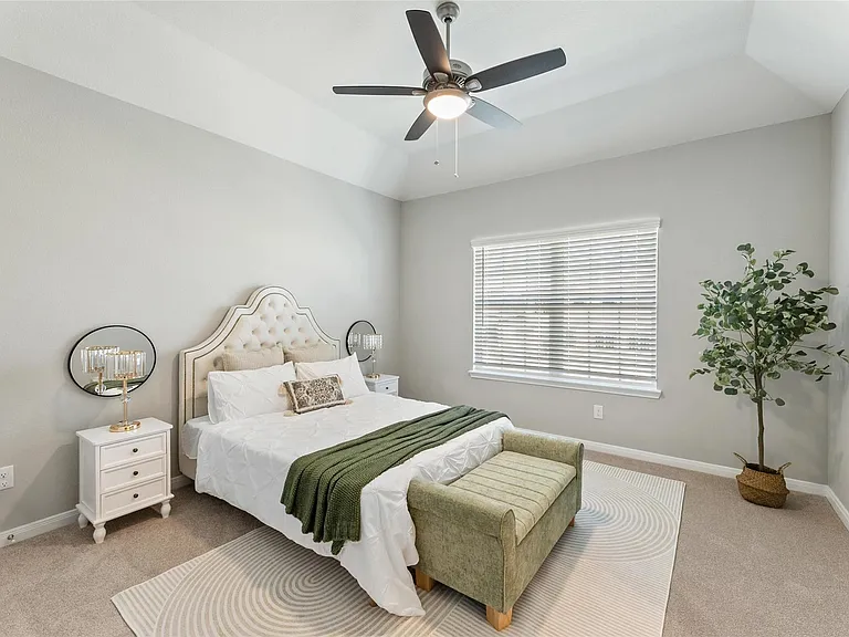 903 Beebrush Ln — Photo 5