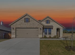 561 Waterford Park Blvd, Weatherford, TX 76087