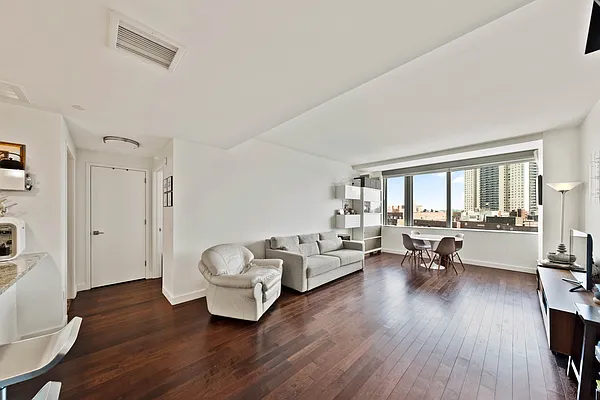 Rented by Industrie Residential | media 18
