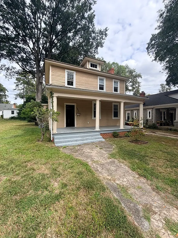 4 bed, 1.0 bath, 1778 sqft, $1,495 — Photo 1