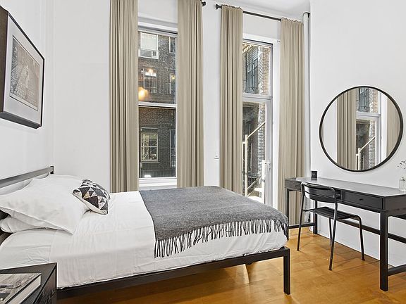 5th image of 141 Wooster St APT 3D
