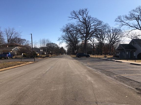 4th image of 29W307 James Ave