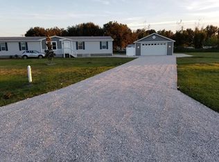 2219 Tomberlin Grove Ln, Plant City, FL 33566