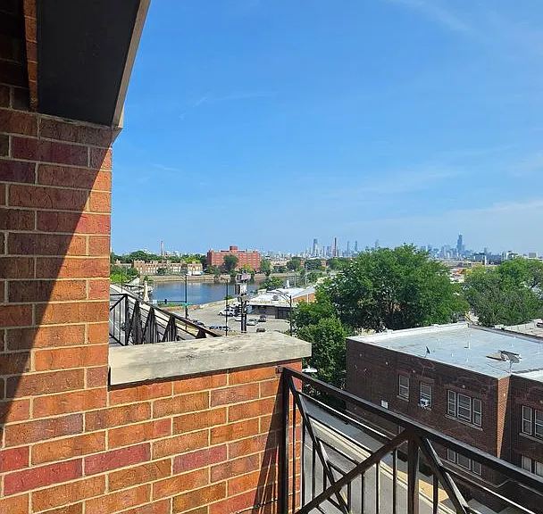 2811 N Bell Ave — Photo 12