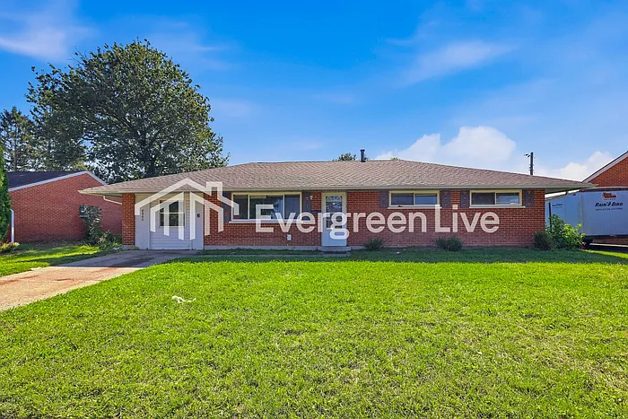 4940 Sabra Ave