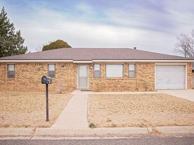 520 W 8th St, Denver City, TX, 79323