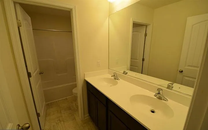 5917 Sneed Dr — Photo 16