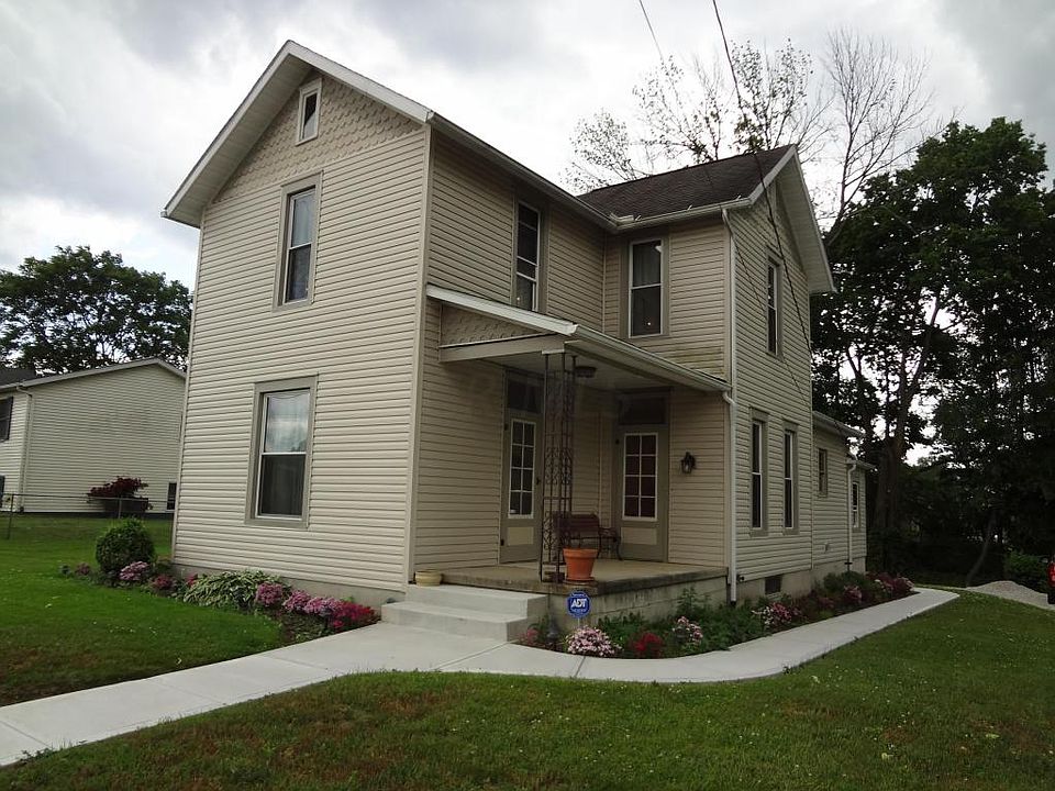1st image of 195 Moull St