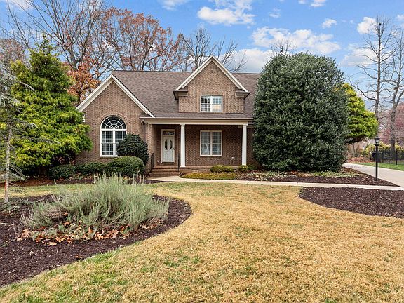 2nd image of 302 Green Ct