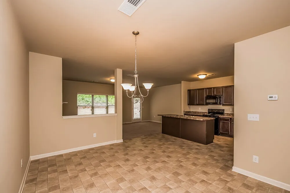 3 bed, 2.0 bath, 1851 sqft, $1,910 — Photo 4
