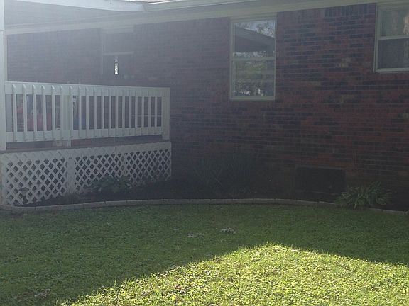 2nd image of 106 Oak Street