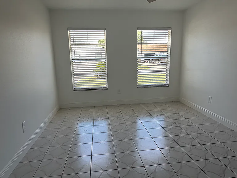 808 Balsamwood Ln — Photo 13