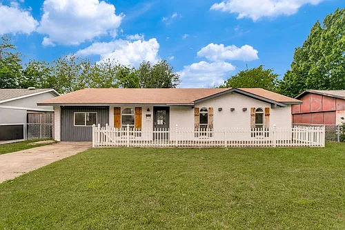 5101 Longhorn Trl Photo 1